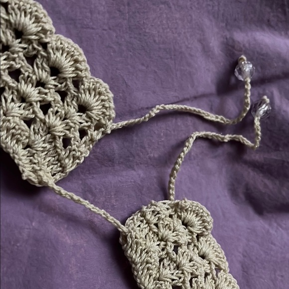 2 Vintage handmade Crochet Collars - Picture 5 of 7